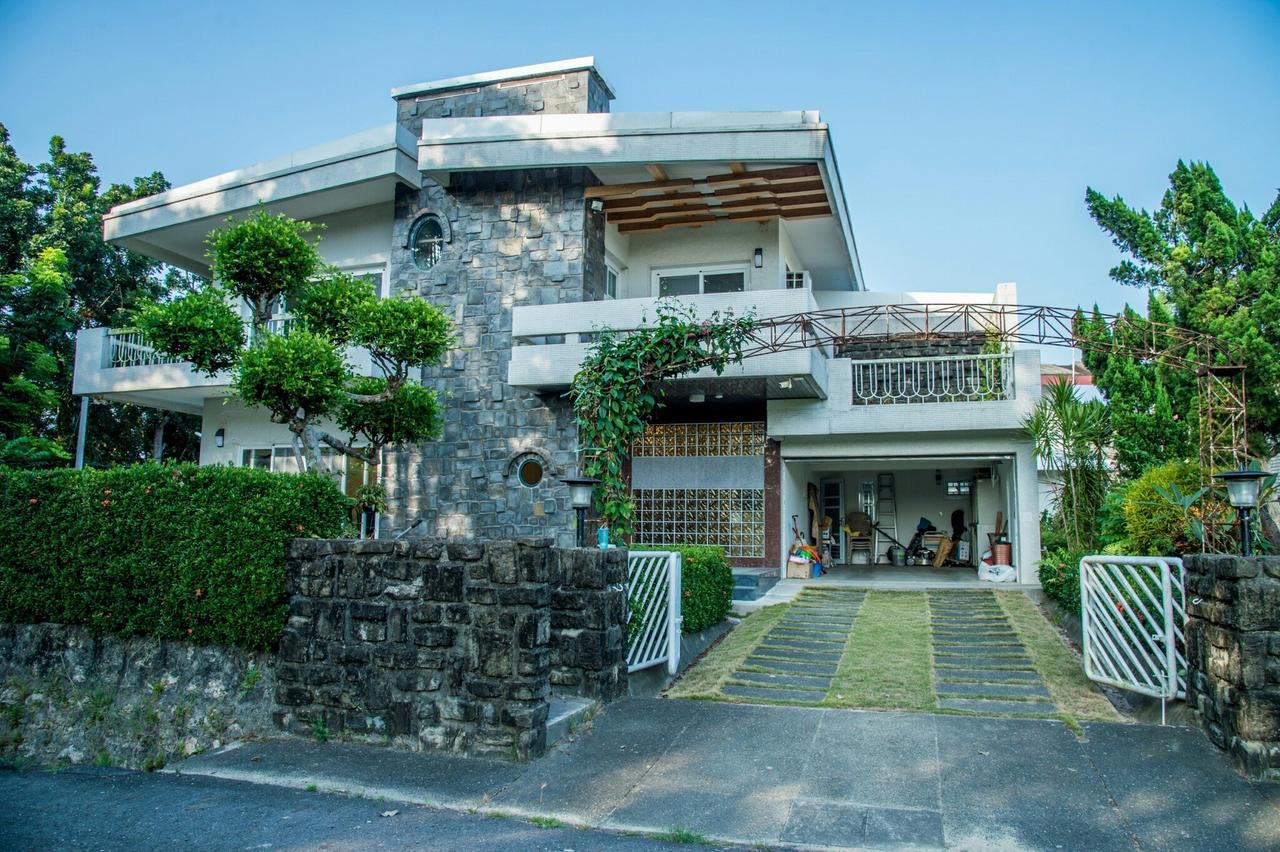 Mountain Homestay 6-8人包棟民宿 Xinhua المظهر الخارجي الصورة